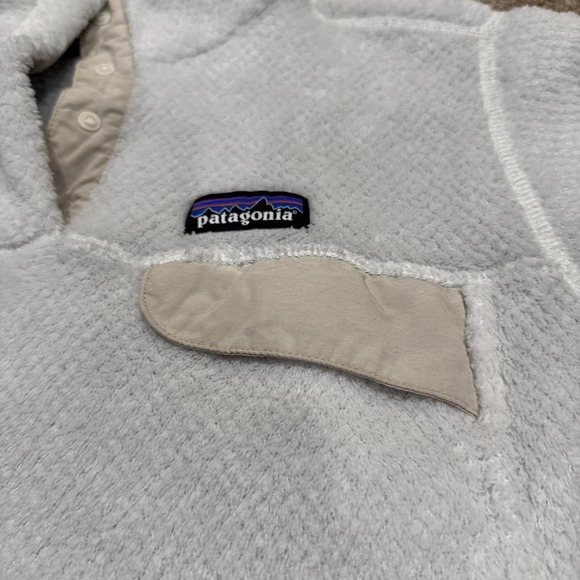 PATAGONIA Women's Re-Tool 1/4 Snap-T Pullover Fleece Off White Grey Size Small - Picture 3 of 6